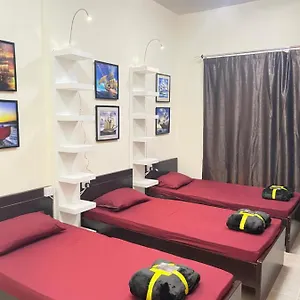 Dxb Backpackers Executive Dubai